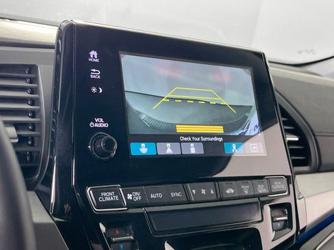 Used 2023 Honda Odyssey Touring image 14