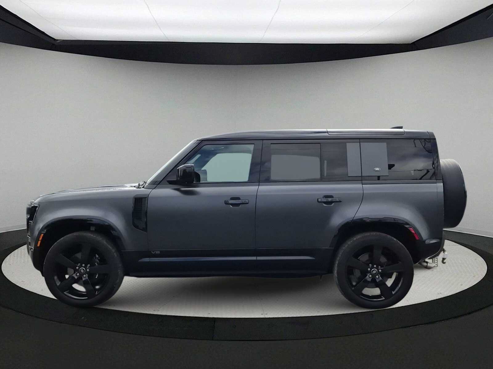 Used 2024 Land Rover Defender 110 Carpathian Edition AWD/4WD image 5