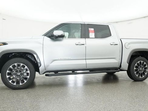 New 2026 Toyota Tundra Limited AWD/4WD image 3
