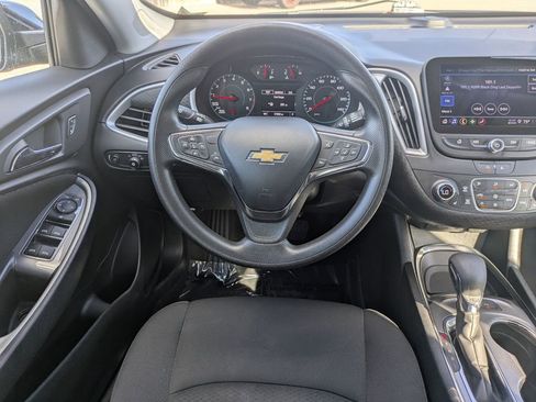 Used 2024 Chevrolet Malibu LT FWD image 16