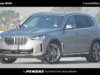 New 2026 BMW X5 xDrive50e w/ Premium Package