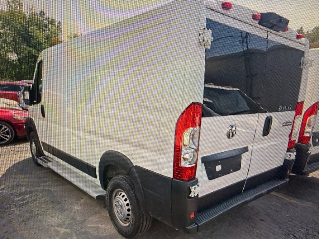 Used 2025 RAM ProMaster 2500 w/ U-Haul Equipment Group FWD image 2