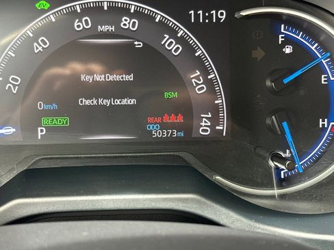 Used 2023 Toyota RAV4 XLE Premium AWD/4WD image 34