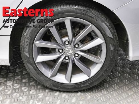 Used 2019 Honda Civic EX image 8
