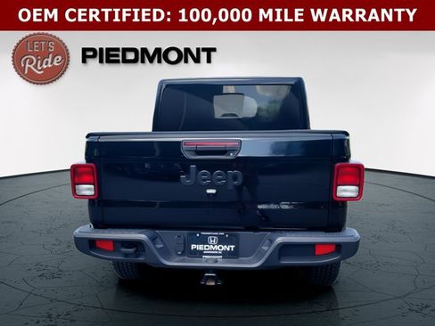 Used 2024 Jeep Gladiator Sport AWD/4WD image 6
