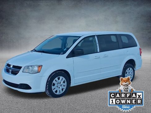 Used 2016 Dodge Grand Caravan SE w/ Quick Order Package 29E SE image 2