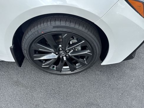 New 2025 Toyota Corolla SE FWD image 10