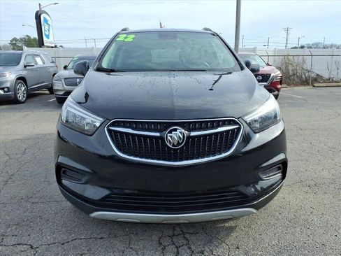 Used 2022 Buick Encore Preferred image 2