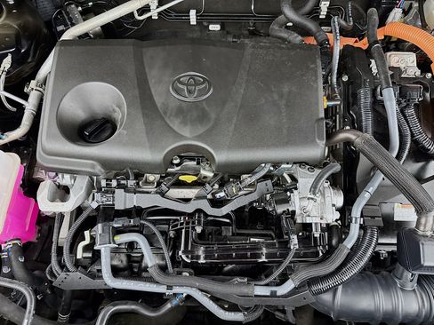 Used 2023 Toyota RAV4 LE AWD/4WD image 37
