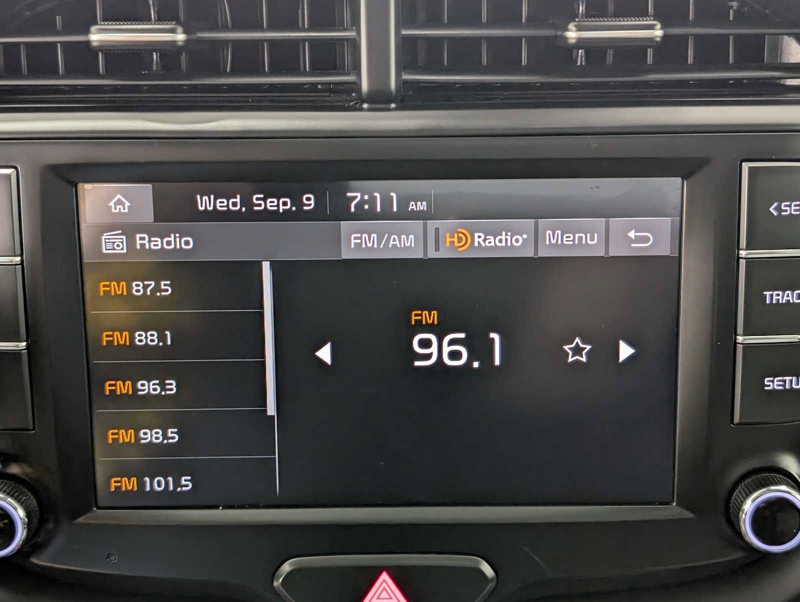Certified 2023 Kia Soul LX w/ LX Technology Package FWD image 23