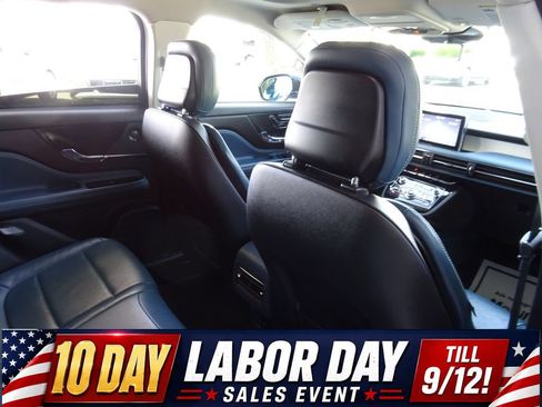Used 2020 Lincoln Corsair Reserve w/ Beyond Blue Interior Package FWD image 21
