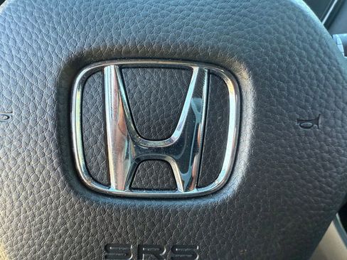 Used 2025 Honda CR-V Sport image 16