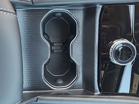 New 2025 Jeep Grand Cherokee L Altitude image 35