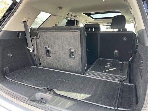 Used 2024 Nissan Pathfinder Platinum w/ Cargo Package image 11