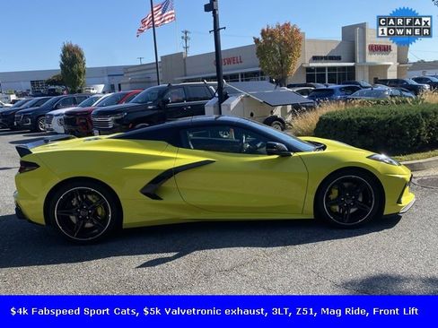 Used 2022 Chevrolet Corvette Stingray Premium Conv w/ Z51 Performance Package image 9