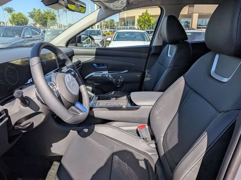 New 2026 Hyundai Tucson Limited FWD image 15
