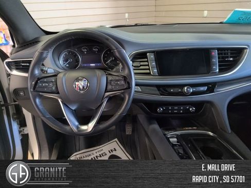 Used 2022 Buick Enclave Essence w/ Experience Buick Package AWD/4WD image 14