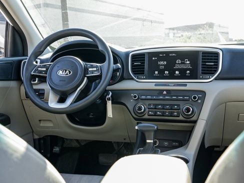 Used 2022 Kia Sportage LX image 23