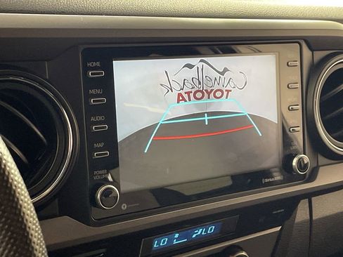 Used 2023 Toyota Tacoma TRD Off-Road image 18