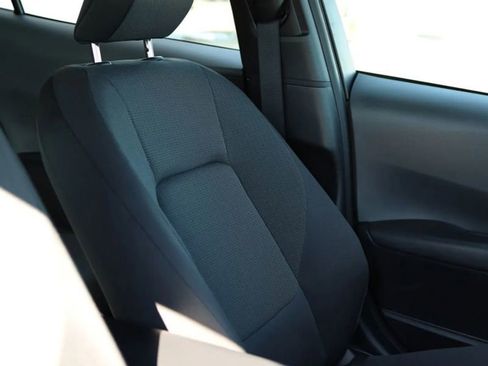 Used 2025 Toyota Prius LE image 41