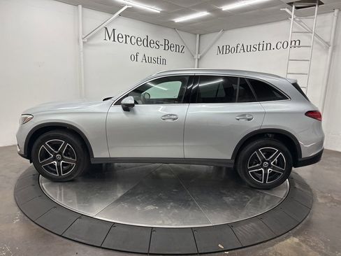New 2026 Mercedes-Benz GLC 300 image 4