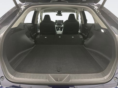 Used 2022 Toyota Venza LE image 21