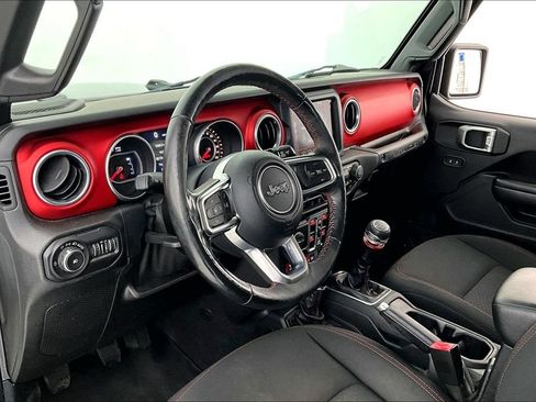 Used 2018 Jeep Wrangler Unlimited Rubicon AWD/4WD image 16
