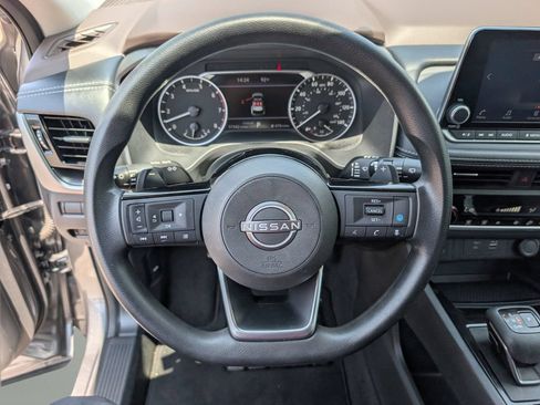 Certified 2023 Nissan Rogue SV FWD image 20