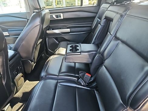 Used 2023 Ford Explorer XLT w/ Equipment Group 202A image 24