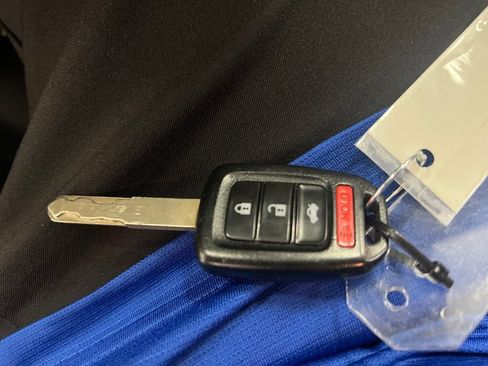 Used 2018 Honda Civic LX image 32