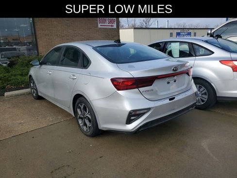 Used 2021 Kia Forte LXS image 3