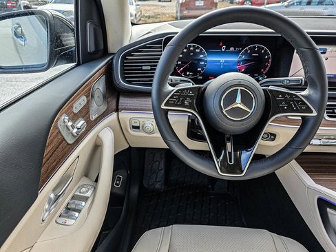 New 2026 Mercedes-Benz GLE 350 4MATIC image 11