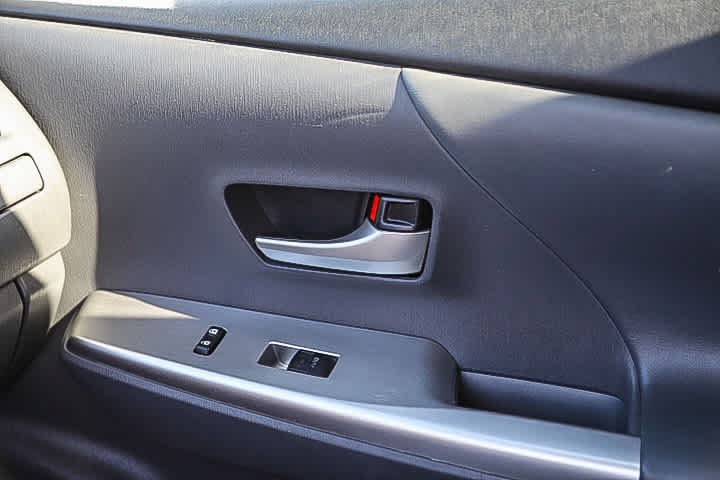 Used 2013 Toyota Prius V Five FWD image 21