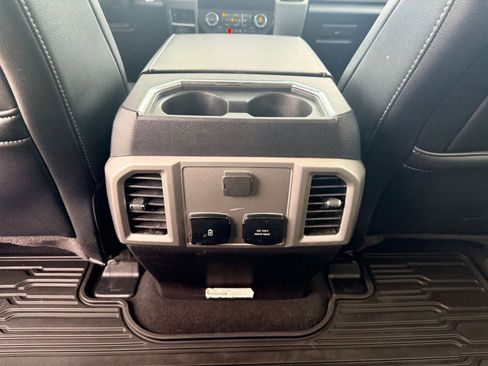 Used 2020 Ford F250 Lariat image 21