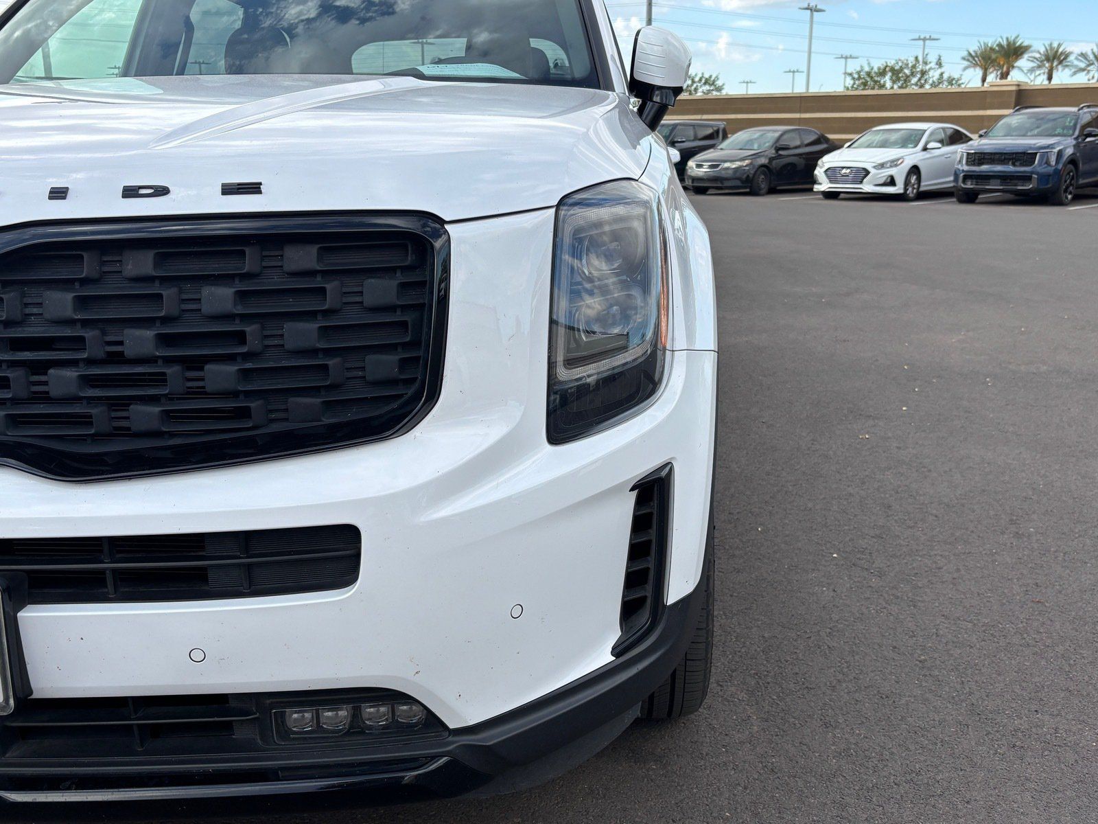 Certified 2021 Kia Telluride SX w/ Nightfall Edition Package AWD/4WD image 8
