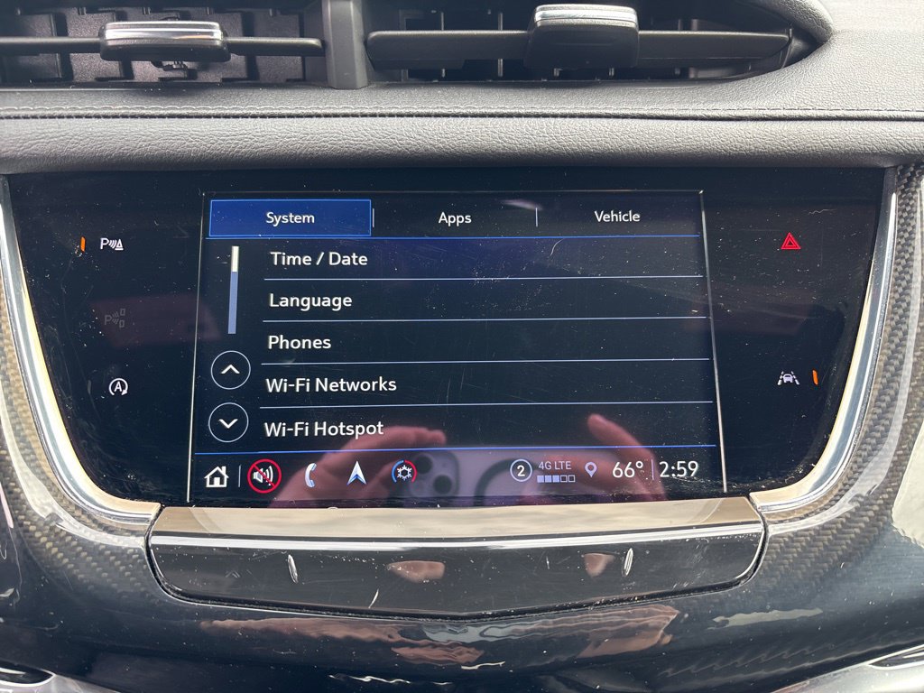Used 2024 Cadillac XT6 Sport w/ LPO, Floor Liner Package AWD/4WD image 23