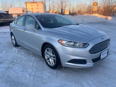 Used 2013 Ford Fusion SE image 5
