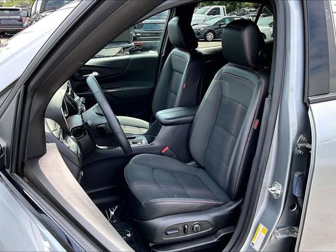 Used 2023 Chevrolet Equinox RS FWD image 23