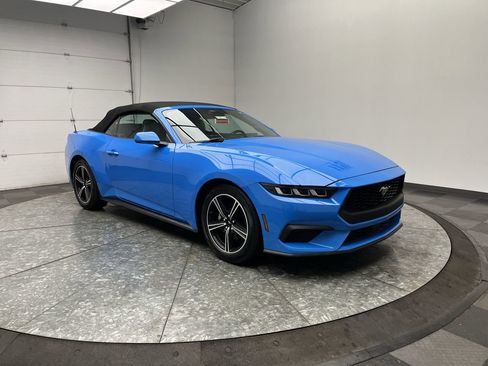 Used 2024 Ford Mustang Premium image 33