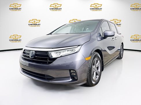 Used 2023 Honda Odyssey EX image 3