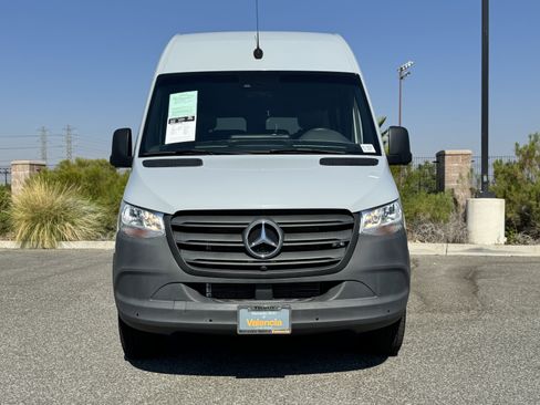 Used 2023 Mercedes-Benz Sprinter 2500 image 5