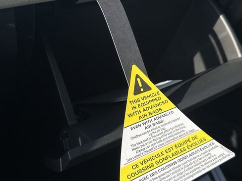 New 2025 Volkswagen Taos SEL image 43