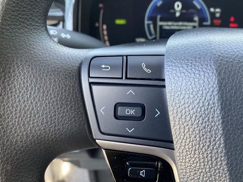 Certified 2025 Toyota Camry LE image 24