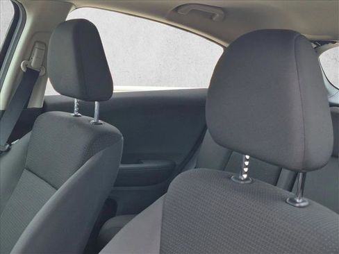 Used 2021 Honda HR-V LX image 15