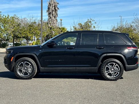 New 2023 Jeep Grand Cherokee Trailhawk AWD/4WD image 6