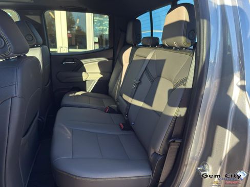 Used 2024 Chevrolet Colorado ZR2 w/ ZR2 Bison Edition image 12