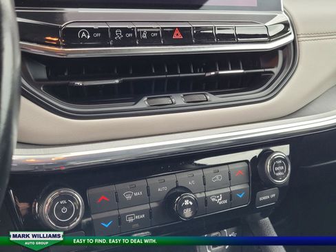 Used 2022 Jeep Compass Limited image 18