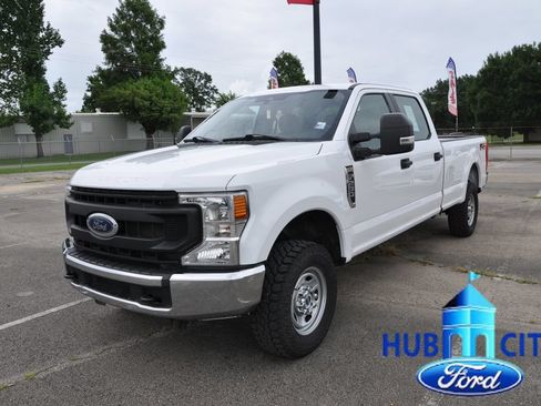 Used 2022 Ford F250 XL w/ Power Equipment Group AWD/4WD image 1