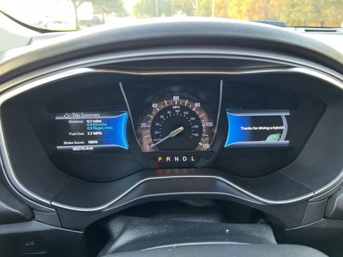 Used 2018 Ford Fusion SE image 20