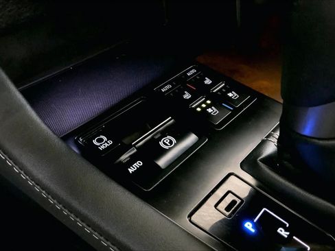 Used 2017 Lexus RX 350 AWD w/ Premium Package image 33